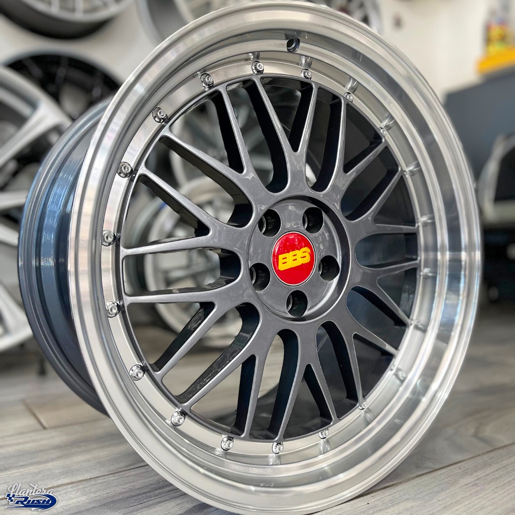 JUEGO DE RINES 18"X8.5"/9.5" 5-100 TIPO BBS LM