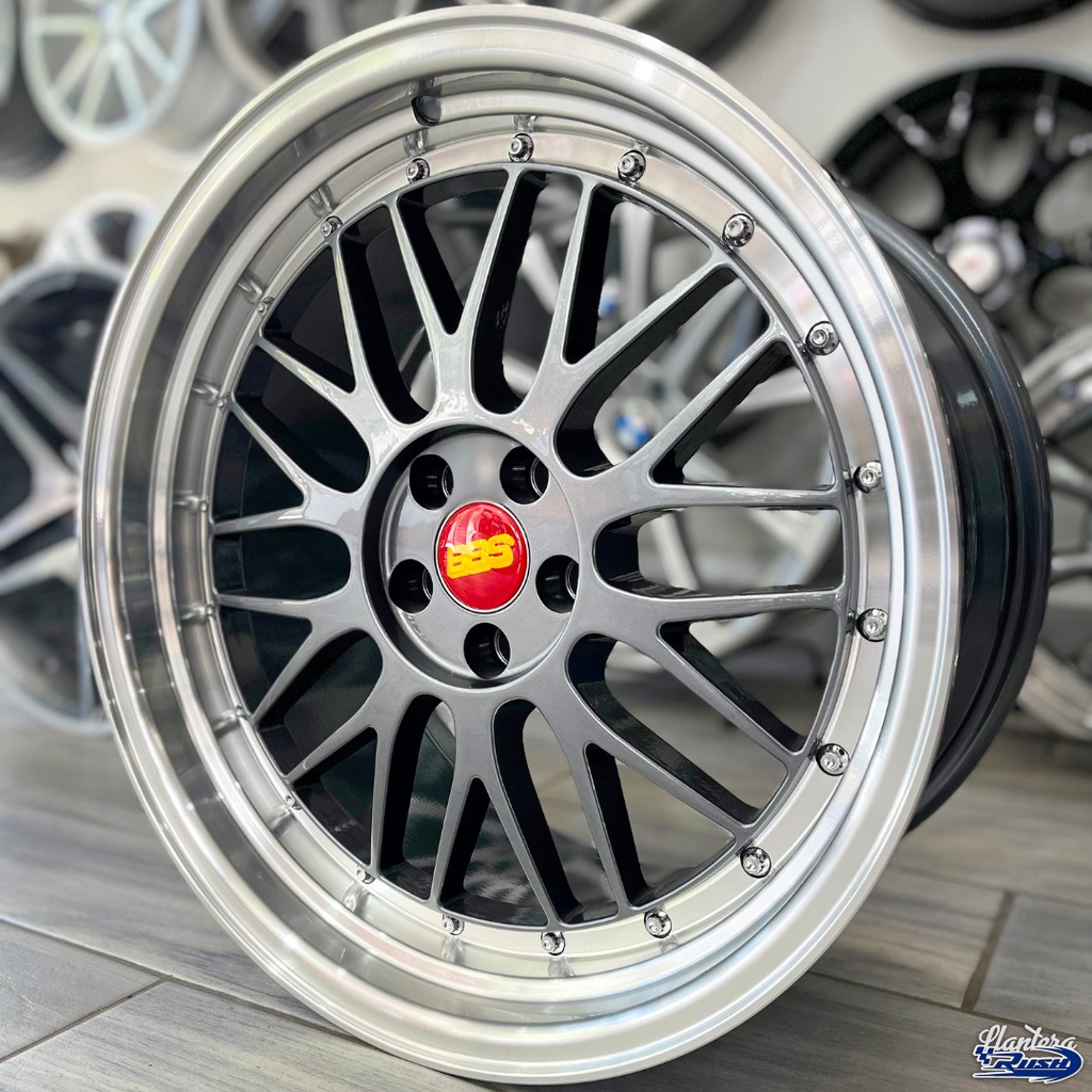 JUEGO DE RINES 18"X8.5"/9.5" 5-100 TIPO BBS LM