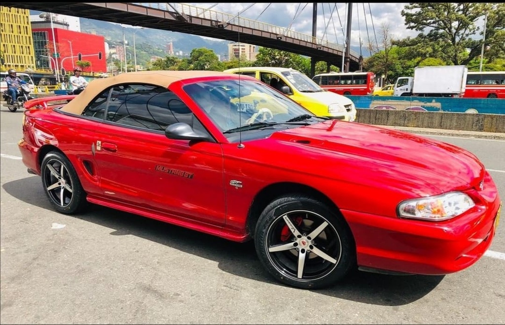 JUEGO DE RINES 17X"8" 5-100 TIPO VOSSEN