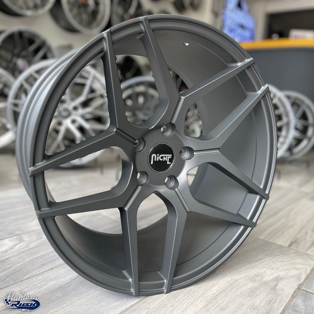 JUEGO DE RINES 18"X8/9" 5-112/5.114.3 TIPO NICHE