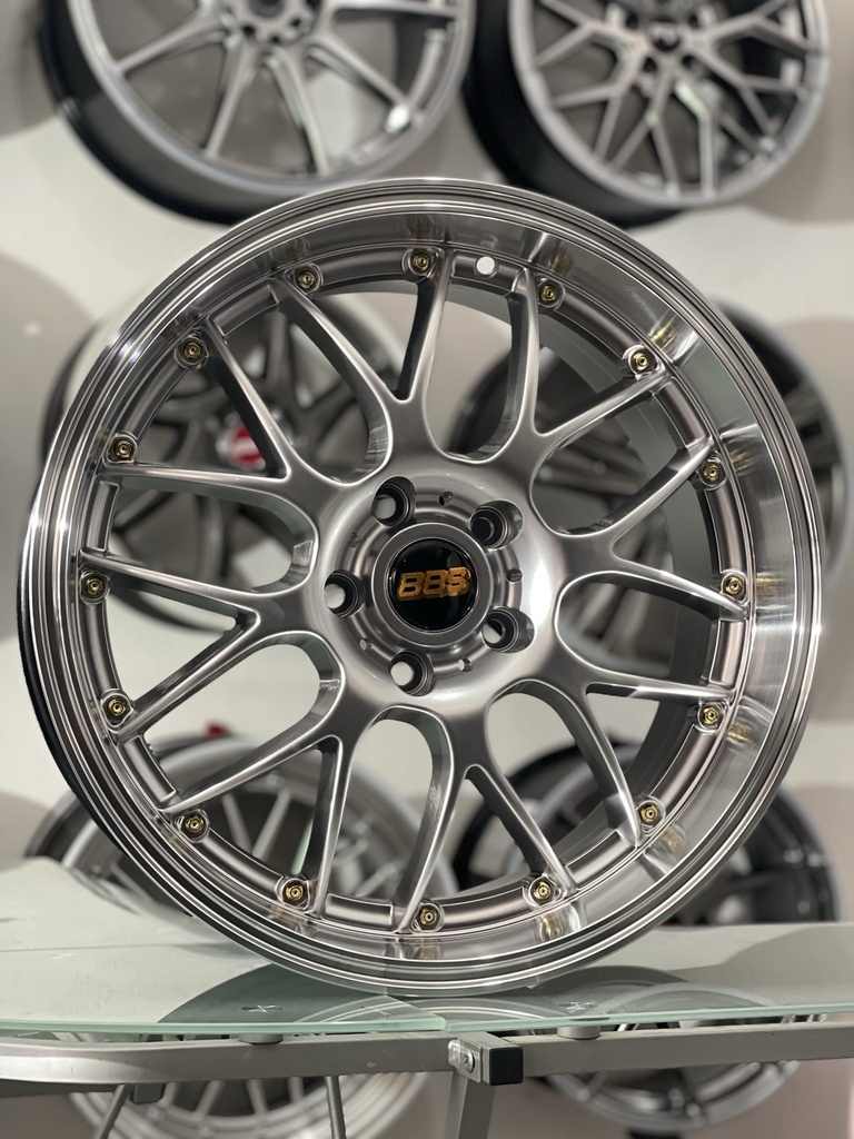 JUEGO DE RINES 18X8.5" 5-112/114.3 TIPO BBS RS-GT