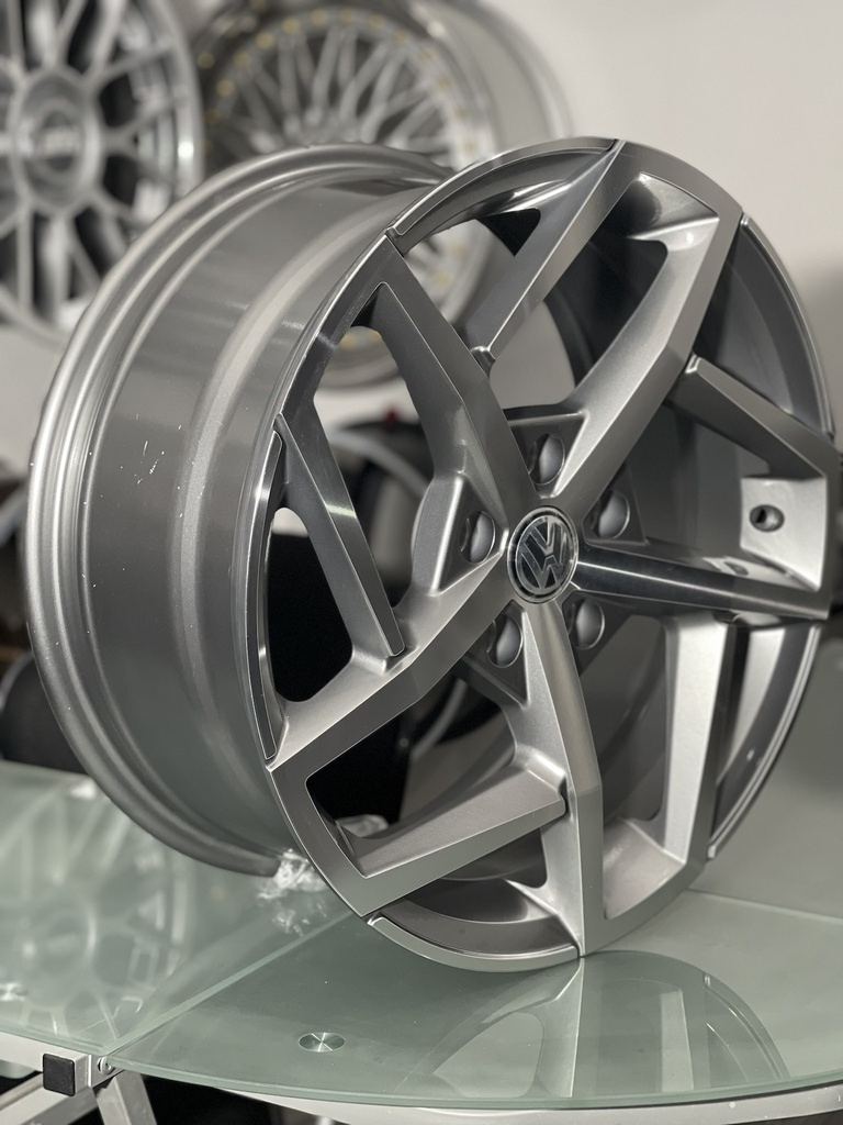 JUEGO DE RINES 17X7.5" 5-112 TIPO VW