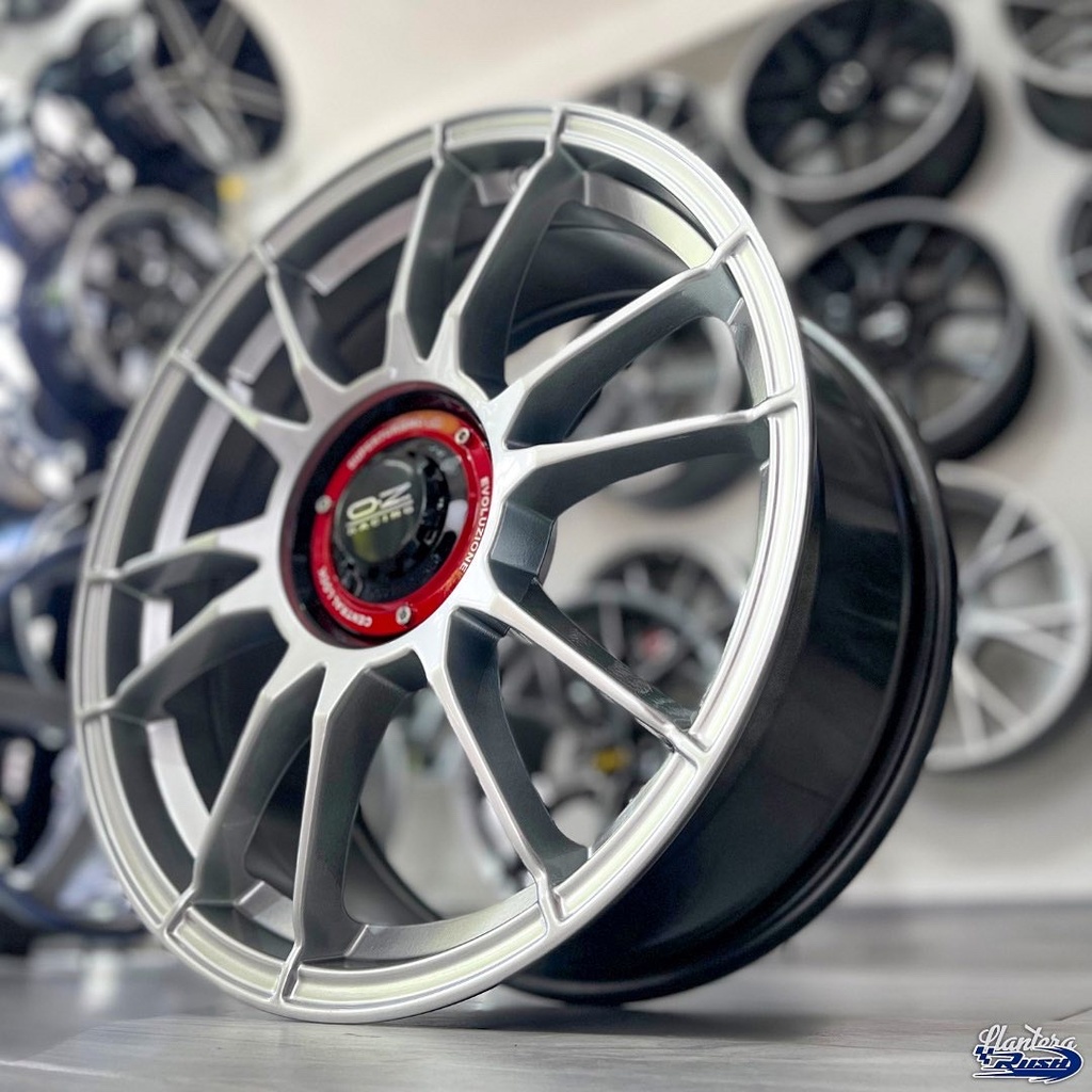 JUEGO DE RINES 18"X8" 5-100/112/114.3 TIPO OZ ULTRALEGGERA THL