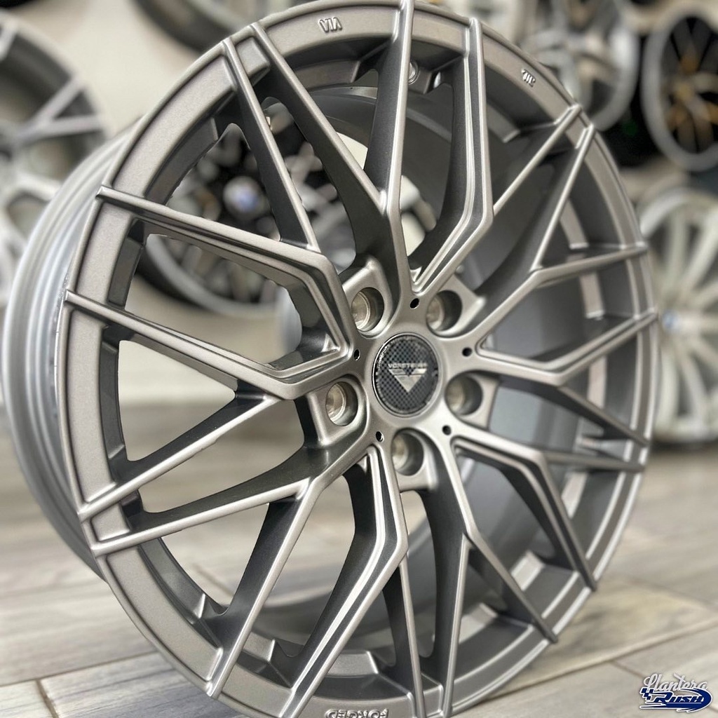 JUEGO DE RINES 18"X8" 5-100/112/114.3 TIPO OZ ULTRALEGGERA THL