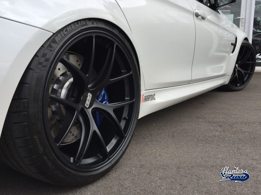 JUEGO DE RINES 18"X8.5" 5-114.3 TIPO BBS