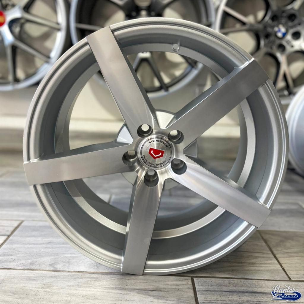 JUEGO DE RINES 17"X8" 5-100 TIPO VOSSEN