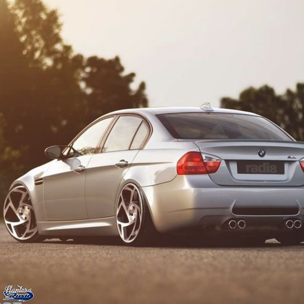 JUEGO DE RINES 19"X8.5"/9.5" 5-120 TIPO RADI8