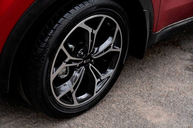 JUEGO DE RINES 19"X7.5" 5-114.3 TIPO KIA SPORTAGE