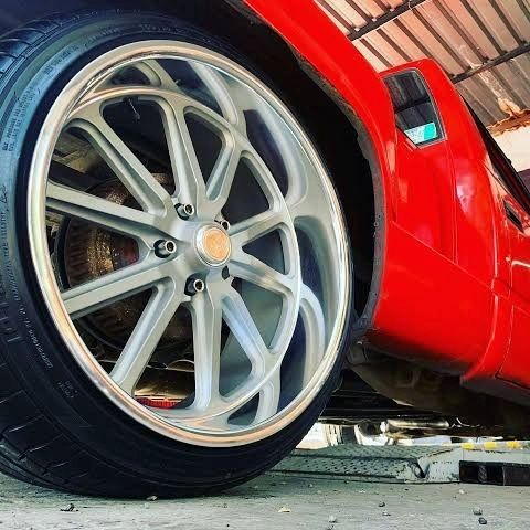 JUEGO DE RINES 20"X8"/9.5" AMERICAN RACING VN507