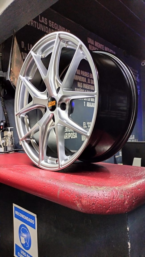 JUEGO DE RINES 18"X8" 5-112/114.3  TIPO BBS FI-R
