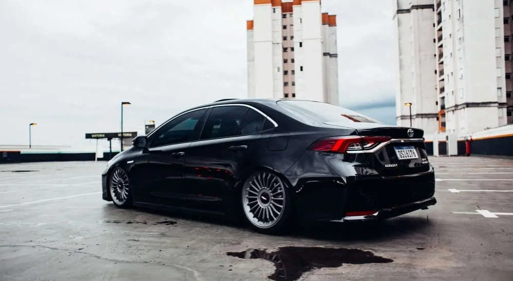 JUEGO DE RINES 19"X8.5" 5-112/120 ROTIFORM BUC-M