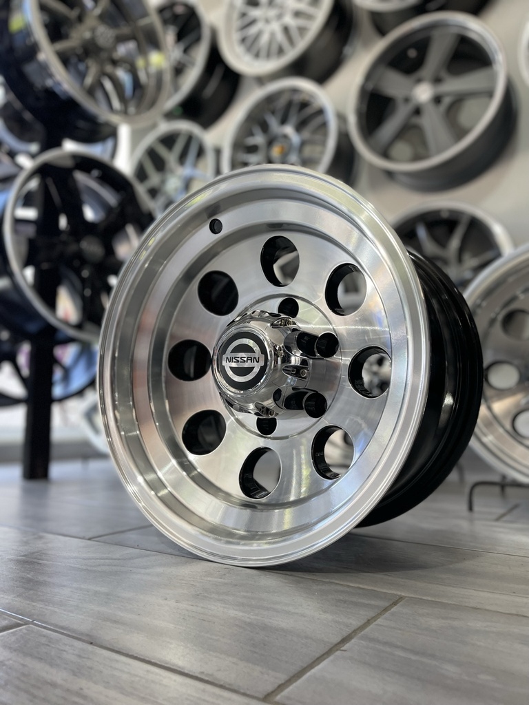 JUEGO DE RINES 15"X8" 6-139.7 TIPO NISSAN