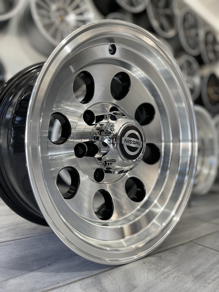 JUEGO DE RINES 15"X8" 6-139.7 TIPO NISSAN