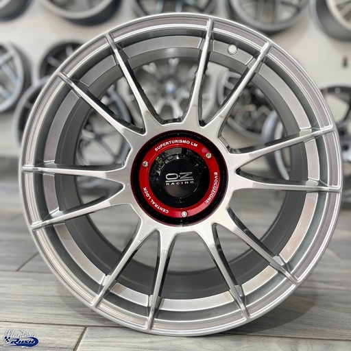 JUEGO DE RINES 18"X8" 5-100/112/114.3 TIPO OZ ULTRALEGGERA THL