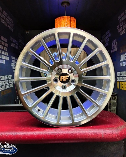 JUEGO DE RINES 18"X8.5"/9.5" 5-100 TIPO ROTIFORM R153